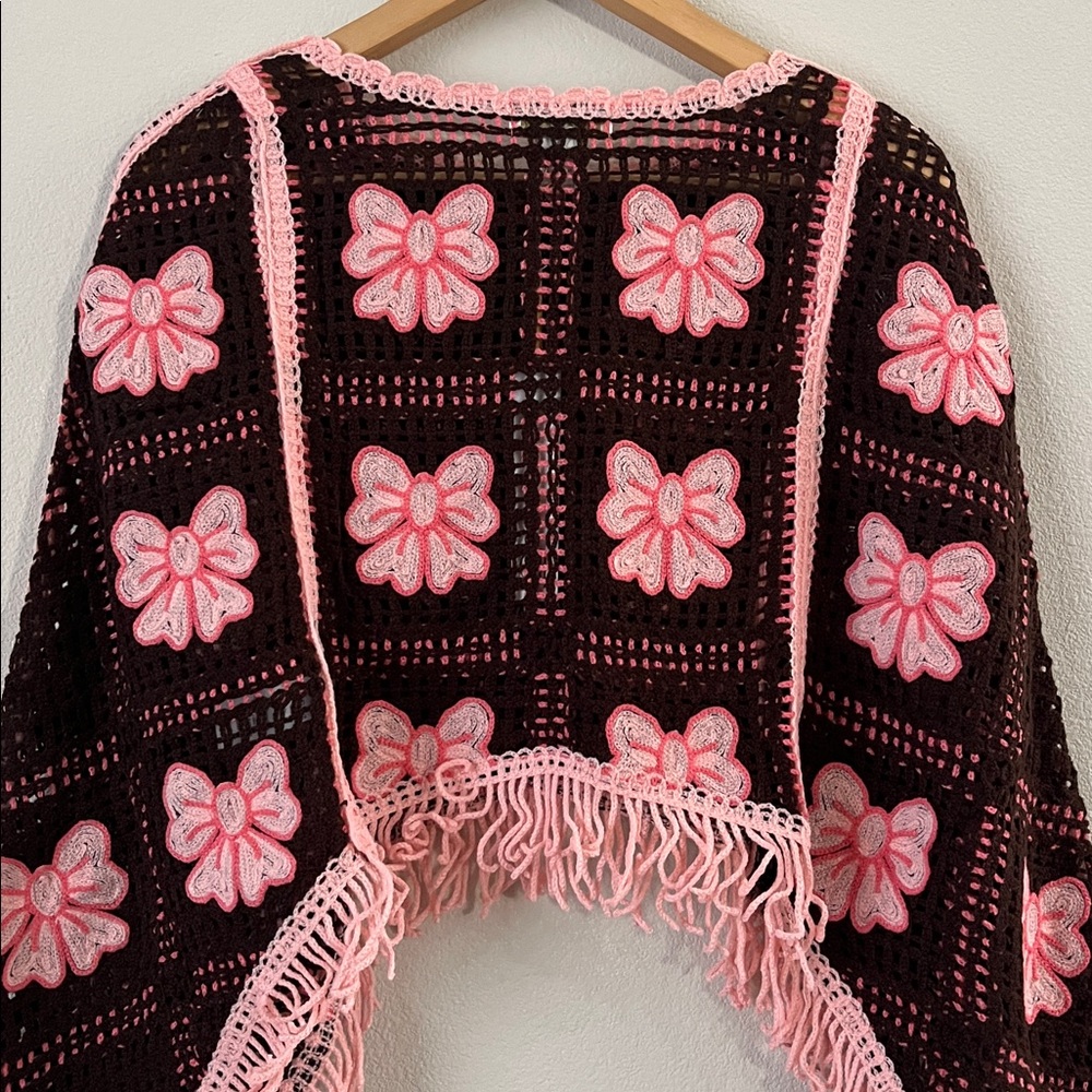 House of Harlow Pink Bow Crochet Poncho Free Size Coquette - Picture 3 of 8